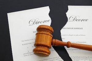 Hillside, IL divorce decree modification enforcement lawyer
